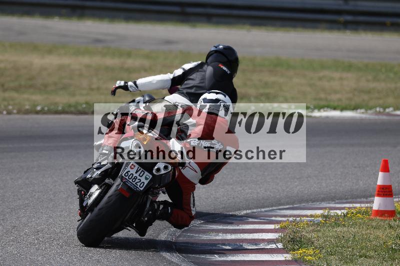 /24 16.07.2026  Cornu Master School ADR/gruen-vert/backside